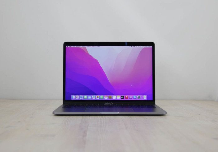 MacBook Pro 13" Core i5 (2 πυρήνες) 2.3ghz (2 TBT3 / Mid-2017)